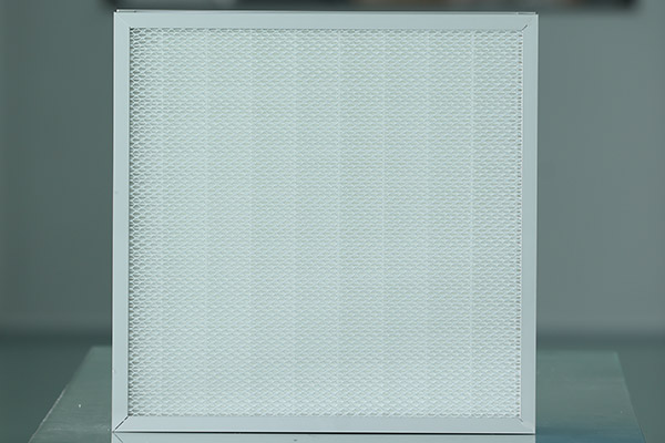 初效中效高效过滤器组合方案：华锐智造科学搭配，提升净化系统效能